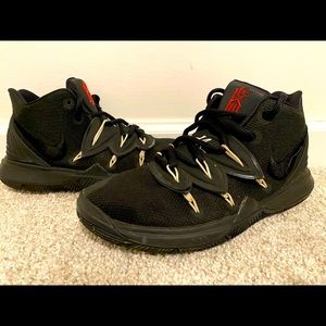 Kylie 4 Bred The bottoms will come cleaned